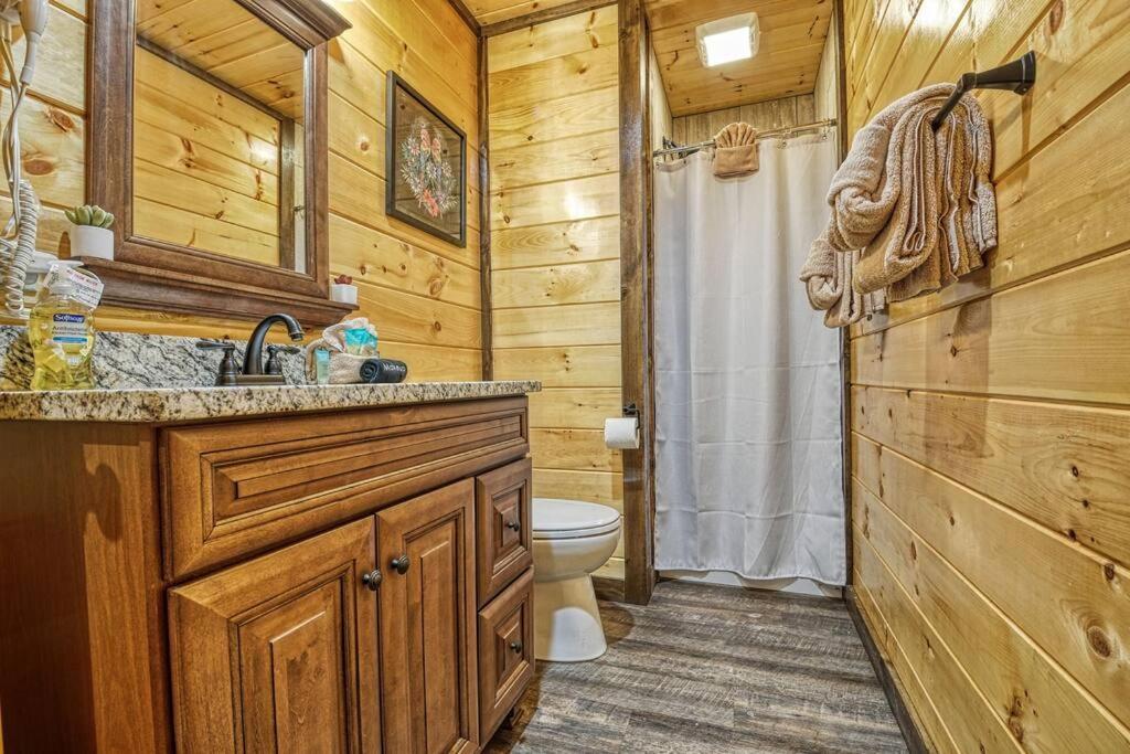 Adventure Retreat/Cabin/Pool+Hot Tub/Game Room+Theater เซอเวียร์วีล ภายนอก รูปภาพ